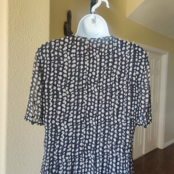 Armani Le Collezioni Pleated/Print Dress Size 4 Made In Italy - Picture 6 of 12